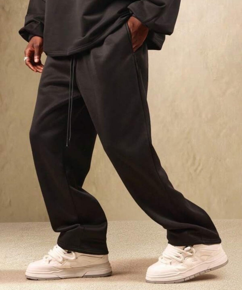 FLYNOFF Heavyweight Solid Black Relaxed Fit Sweatpants with Drawstring Closure and Tapered Legs - Image 3